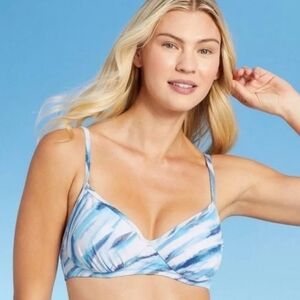 NWOT shade and shore bikini top 36 B